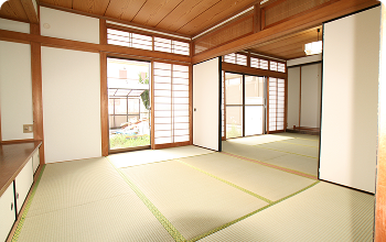 売却する